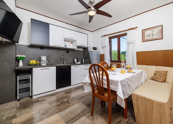 Apartment Petar