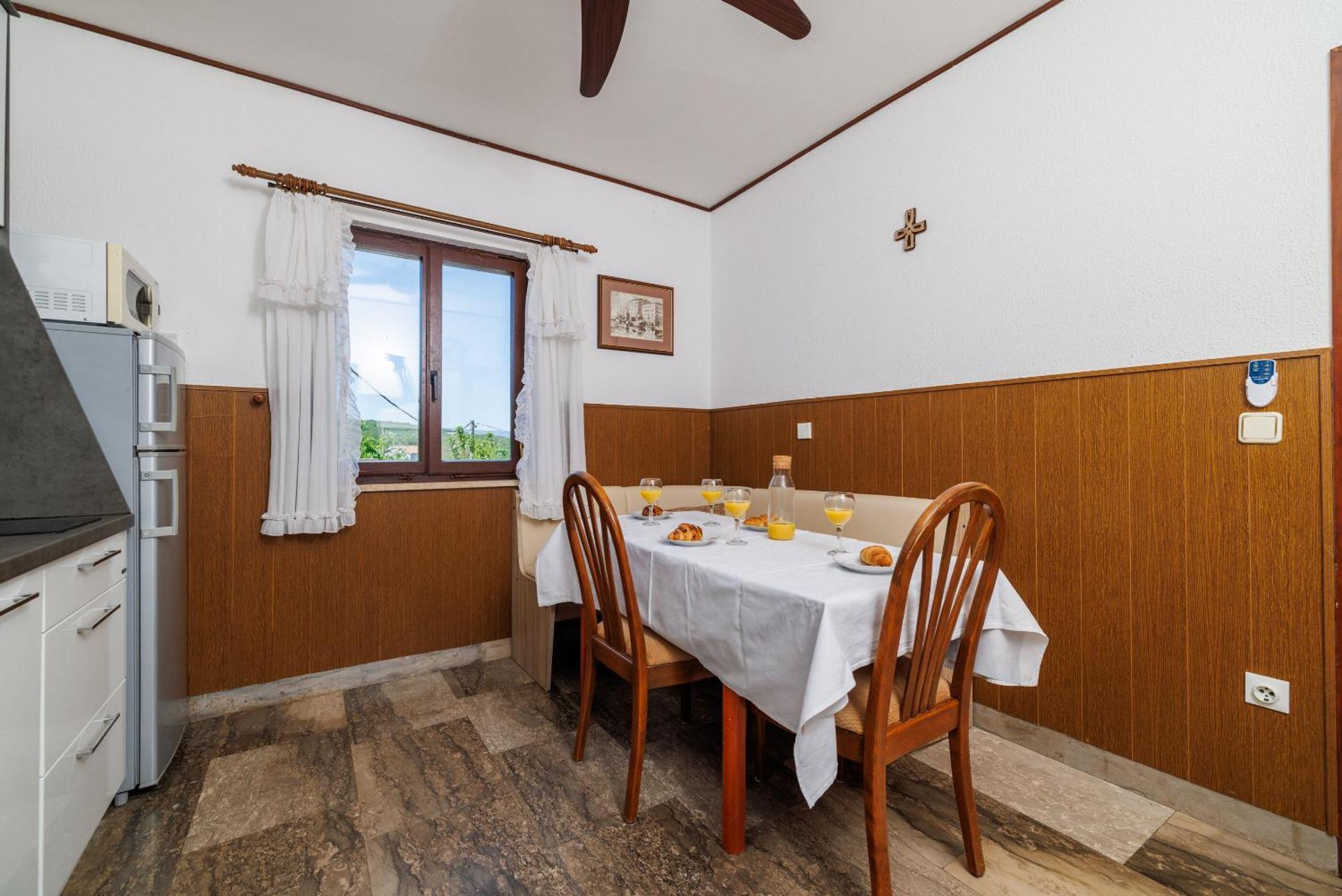 Petar Apartamento Poljice(Krk)